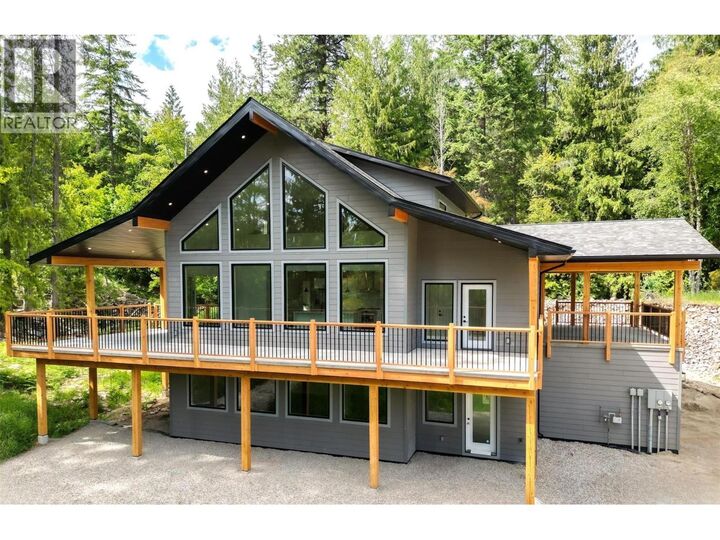 Property Photo:  2801 Harlow Road  BC V1L 6L3