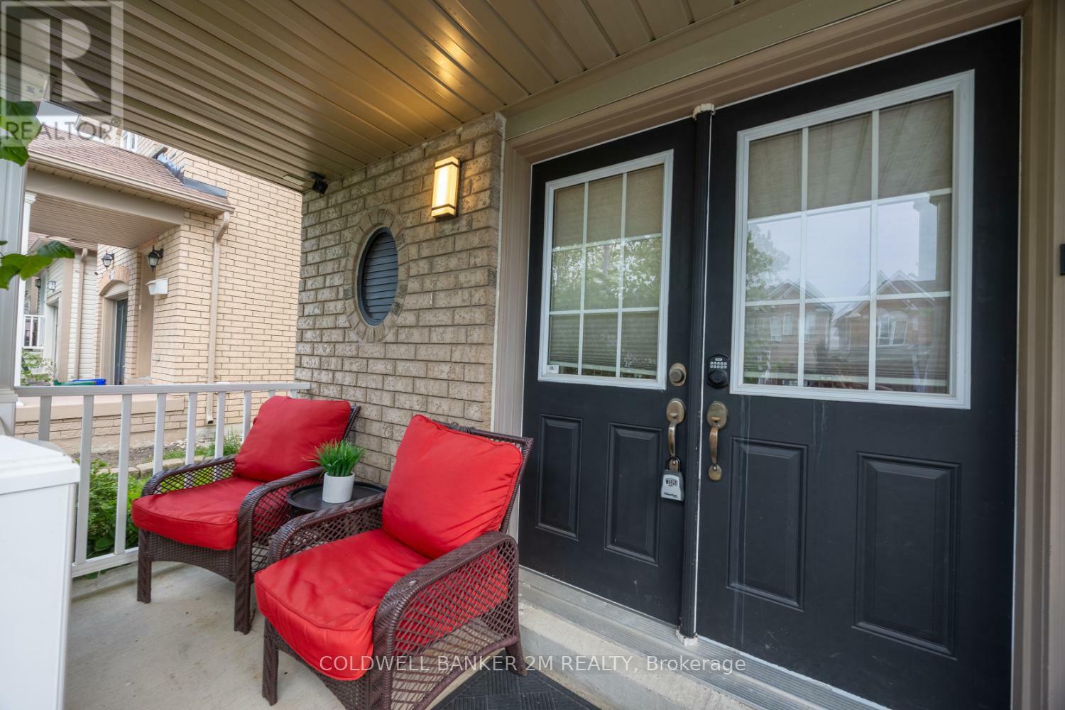 Property Photo: 813 Taggart Crescent ON L1K 0E6