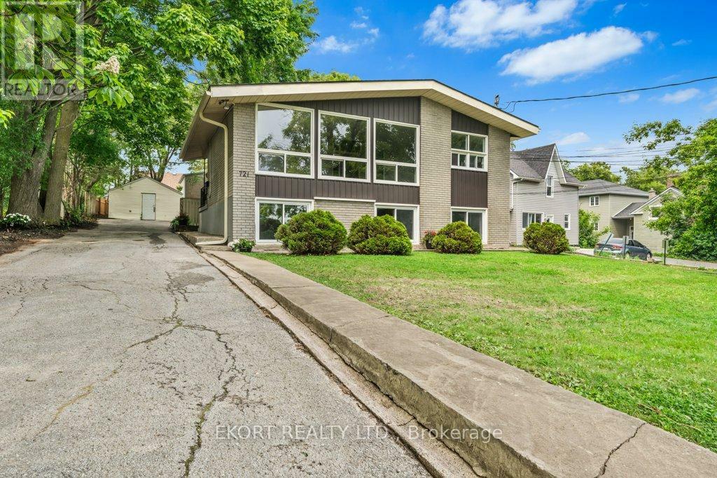 Property Photo: 721 King Street West ON K7M 2G3