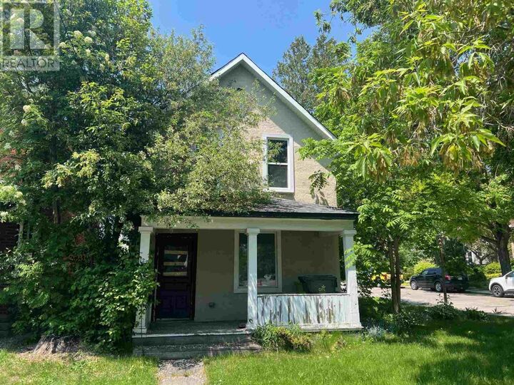 127 Pim St  Sault Ste. Marie ON P6A 3G7 photo