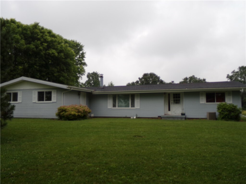 1286 E 1200 North Road  Shelbyville IL 62565 photo