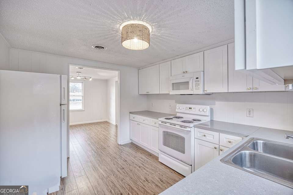 Property Photo: 1001 Moreland Drive GA 30677