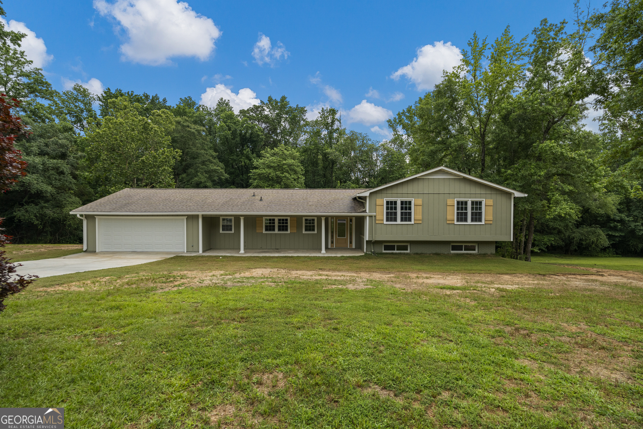 Property Photo: 1000 Jones Road GA 31804