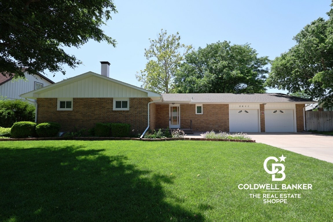 Property Photo: 2611 N Shamus Street KS 67846