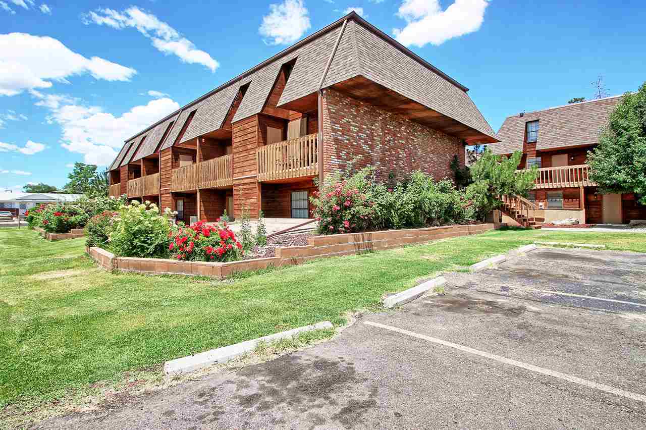 Property Photo: 2260 N 13th Avenue 3 CO 81501-0000