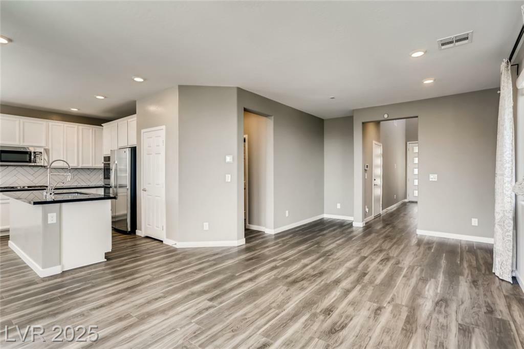 Property Photo: 12405 Harbor Isle Avenue NV 89138