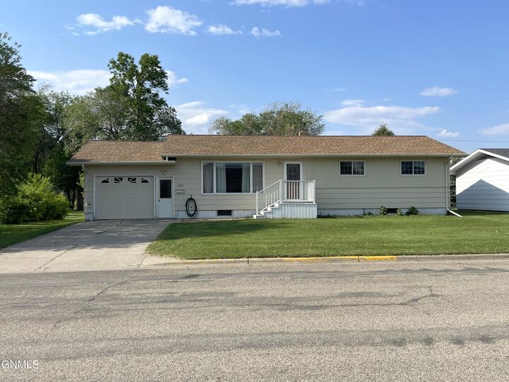 265 Main Street  Carrington ND 58421 photo
