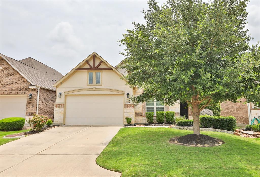 Property Photo: 8823 Leaning Hollow Lane TX 77379