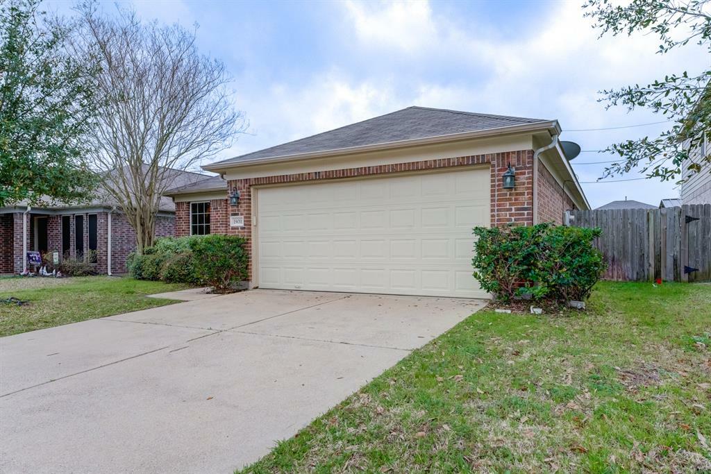 Property Photo:  19011 Ashford Square Street  TX 77375 