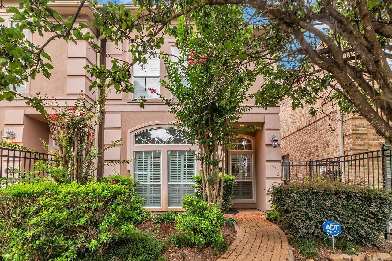 Property Photo: 13527 Brookbluff Lane TX 77077