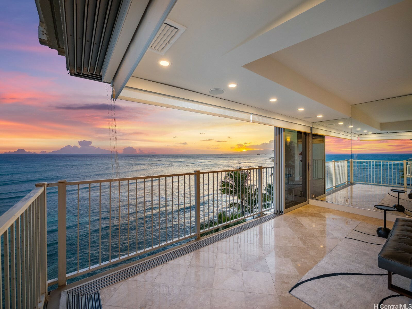 Property Photo: 3015 Kalakaua Avenue 901 HI 96815