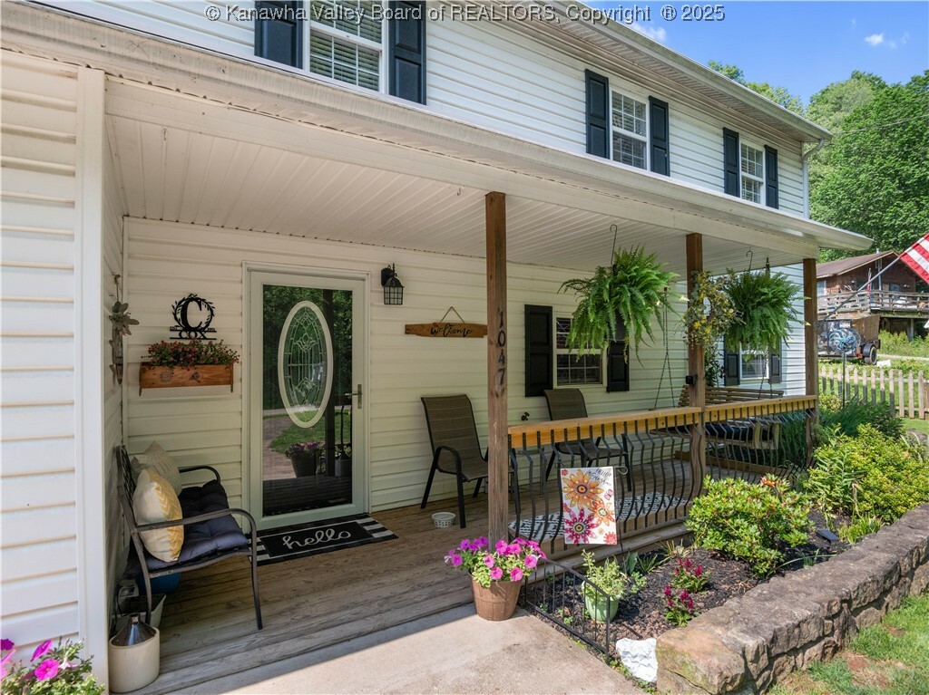 Property Photo: 1047 Wildwood Acres Drive WV 25312