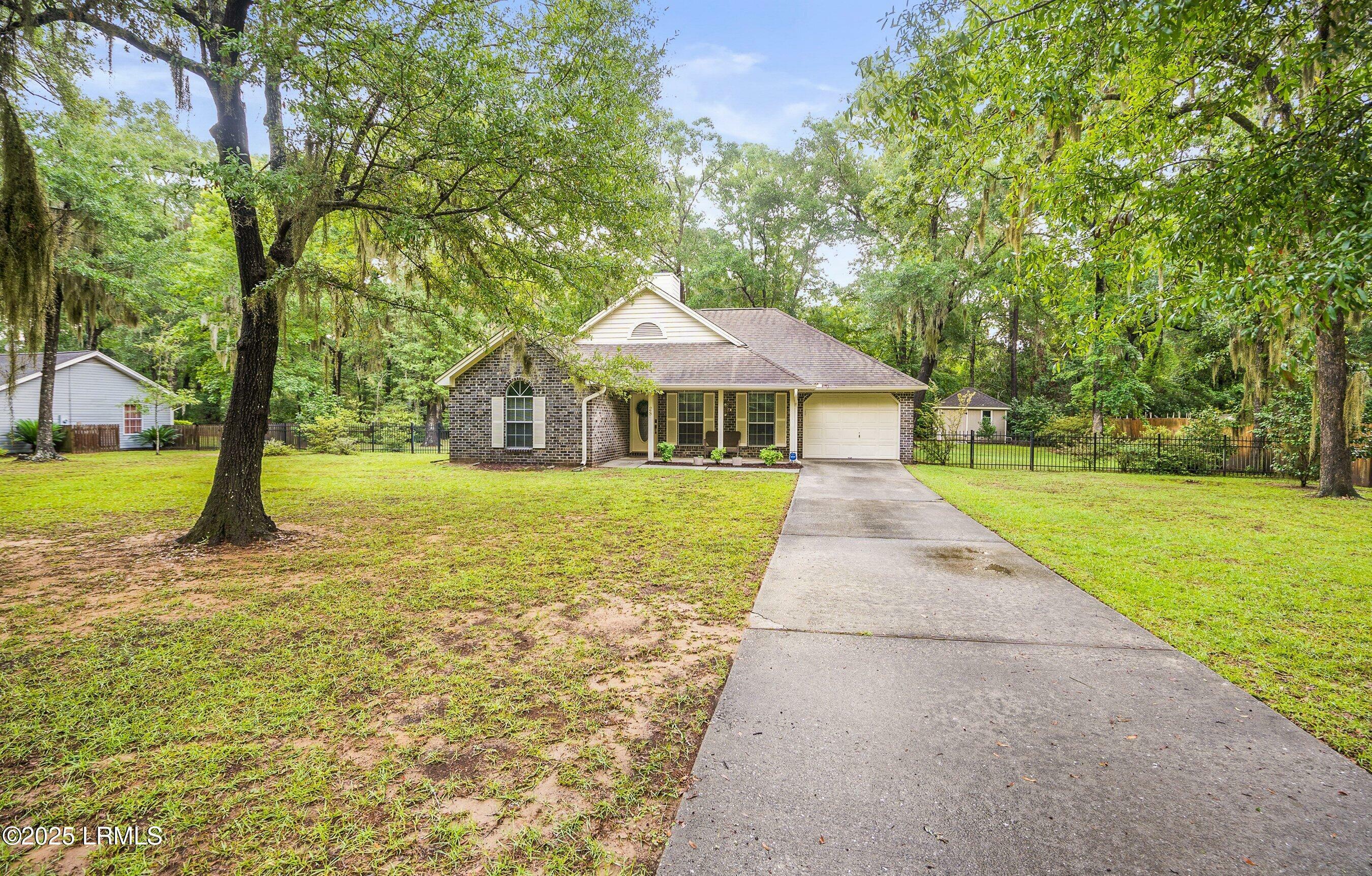 28 Walnut Hill Street  Beaufort SC 29907 photo