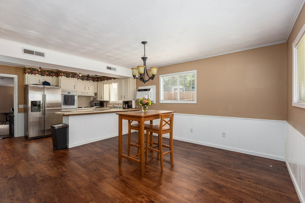 Property Photo: 1405 Cimmarron TX 75904