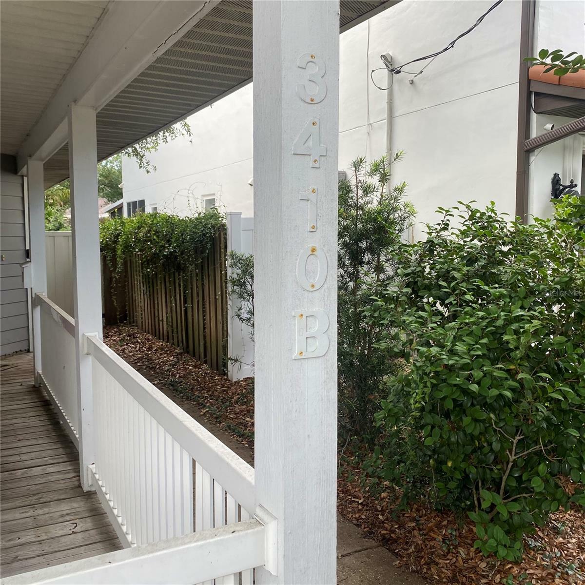 Property Photo: 3410 W Palmira Avenue B FL 33629