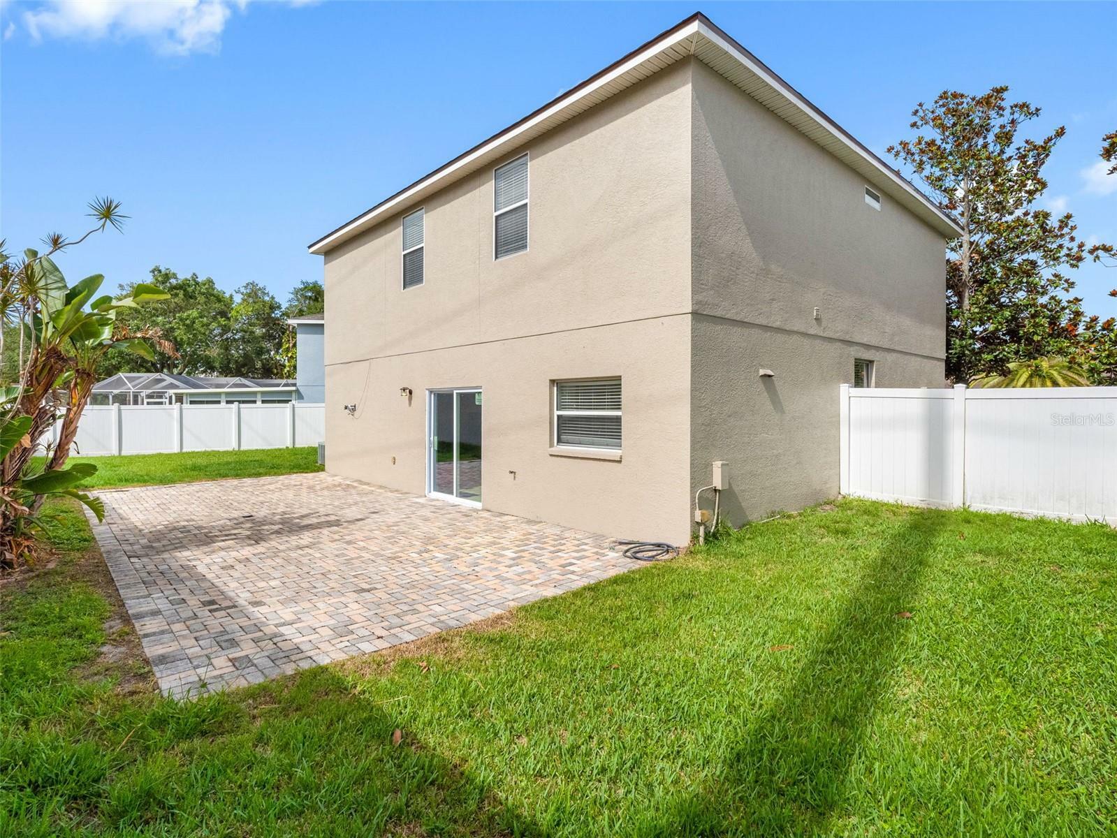 Property Photo: 8806 Bayaud Drive FL 33626