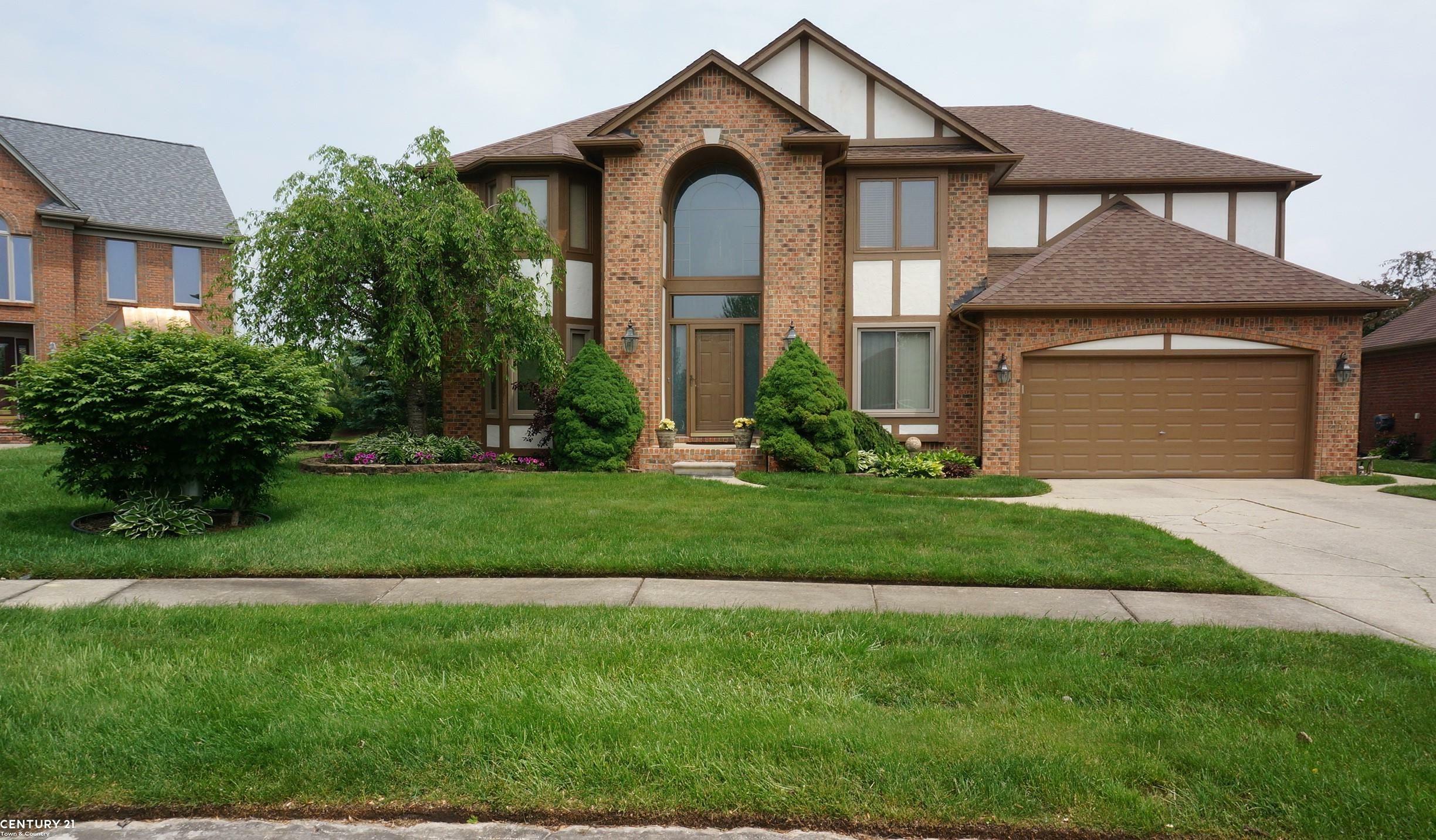 Property Photo: 49954 Willowood Drive MI 48044