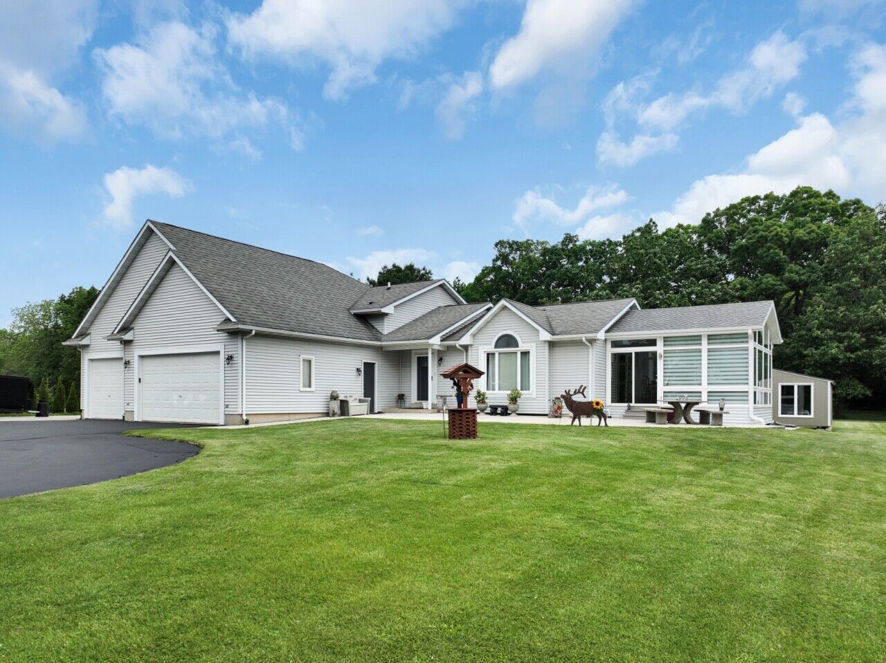 Property Photo:  26808 Malchine Rd  WI 53185 
