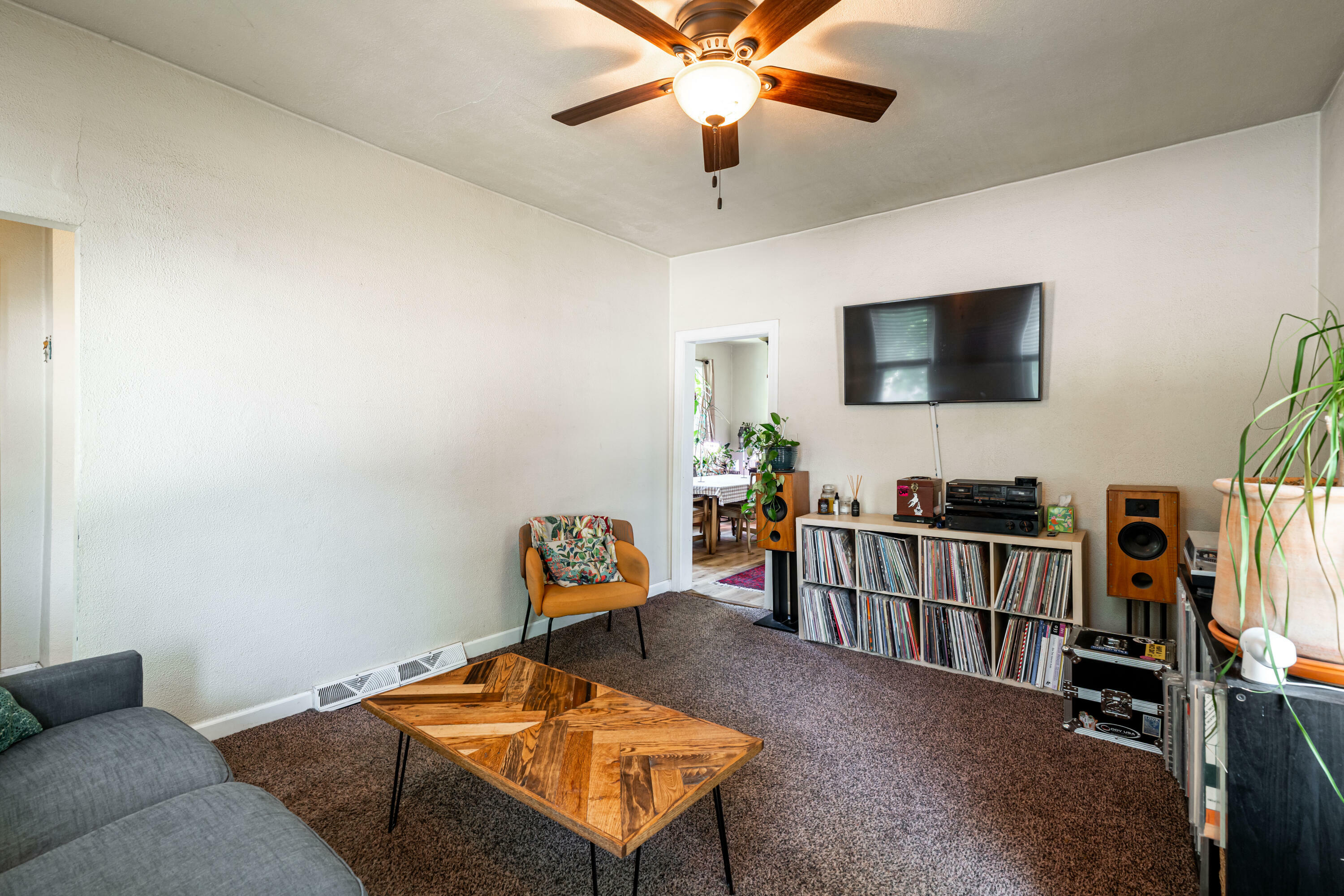 Property Photo: 319 E Stewart St WI 53207