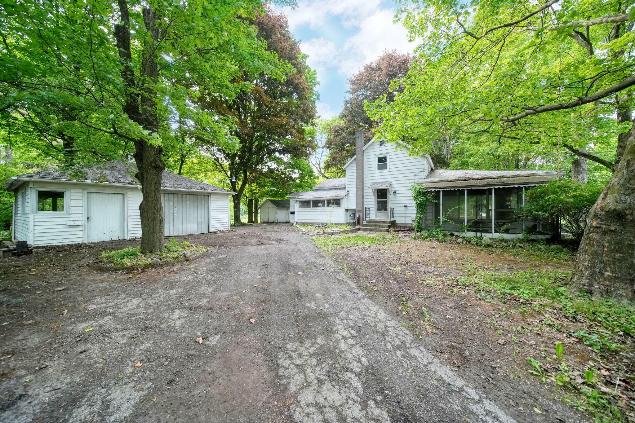 Property Photo: 538 S Jackson Street MI 49241