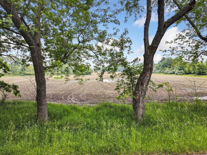 Property Photo: 9426 Kennedy Road MI 49259