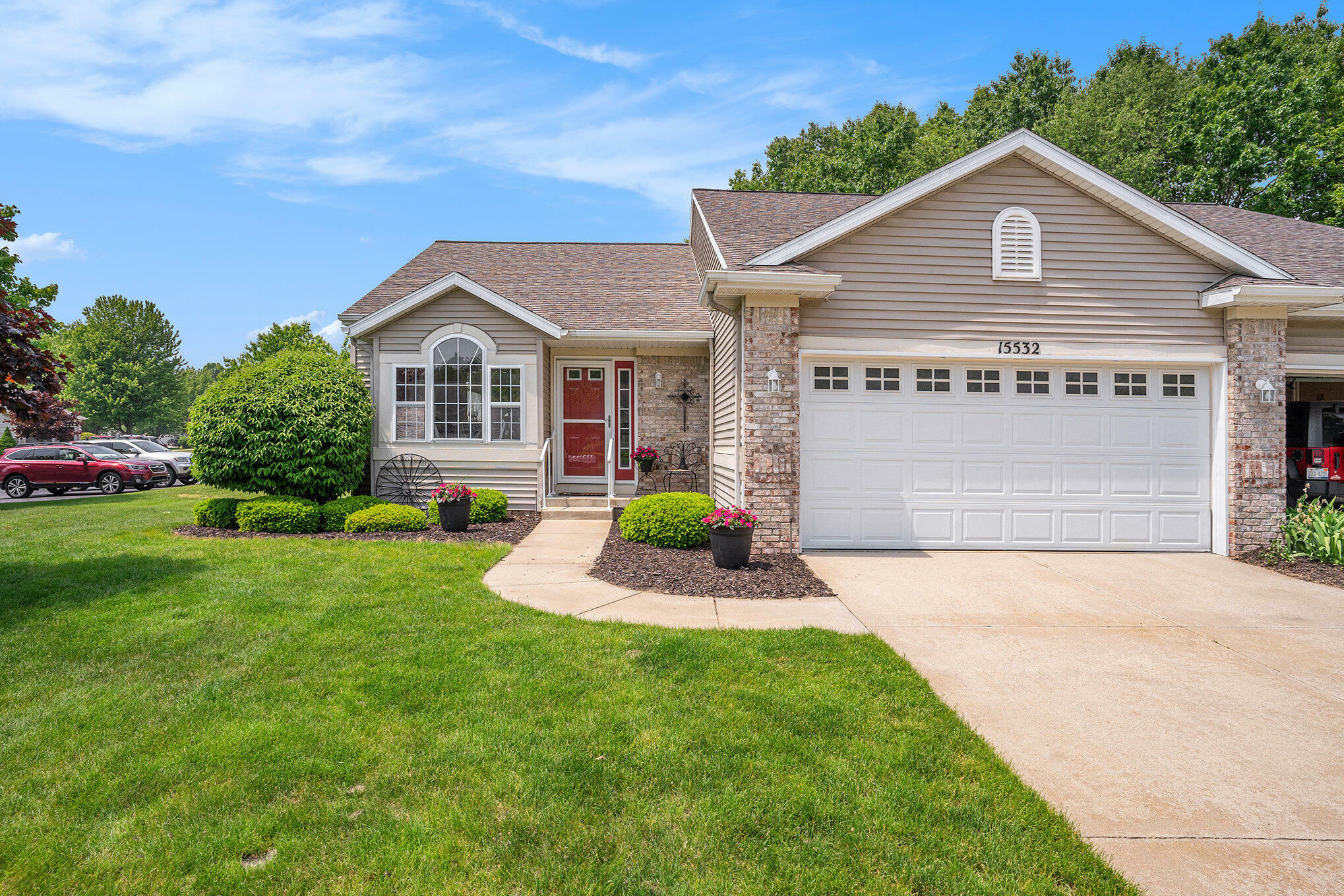 Property Photo: 15532 Winchester Circle MI 49417