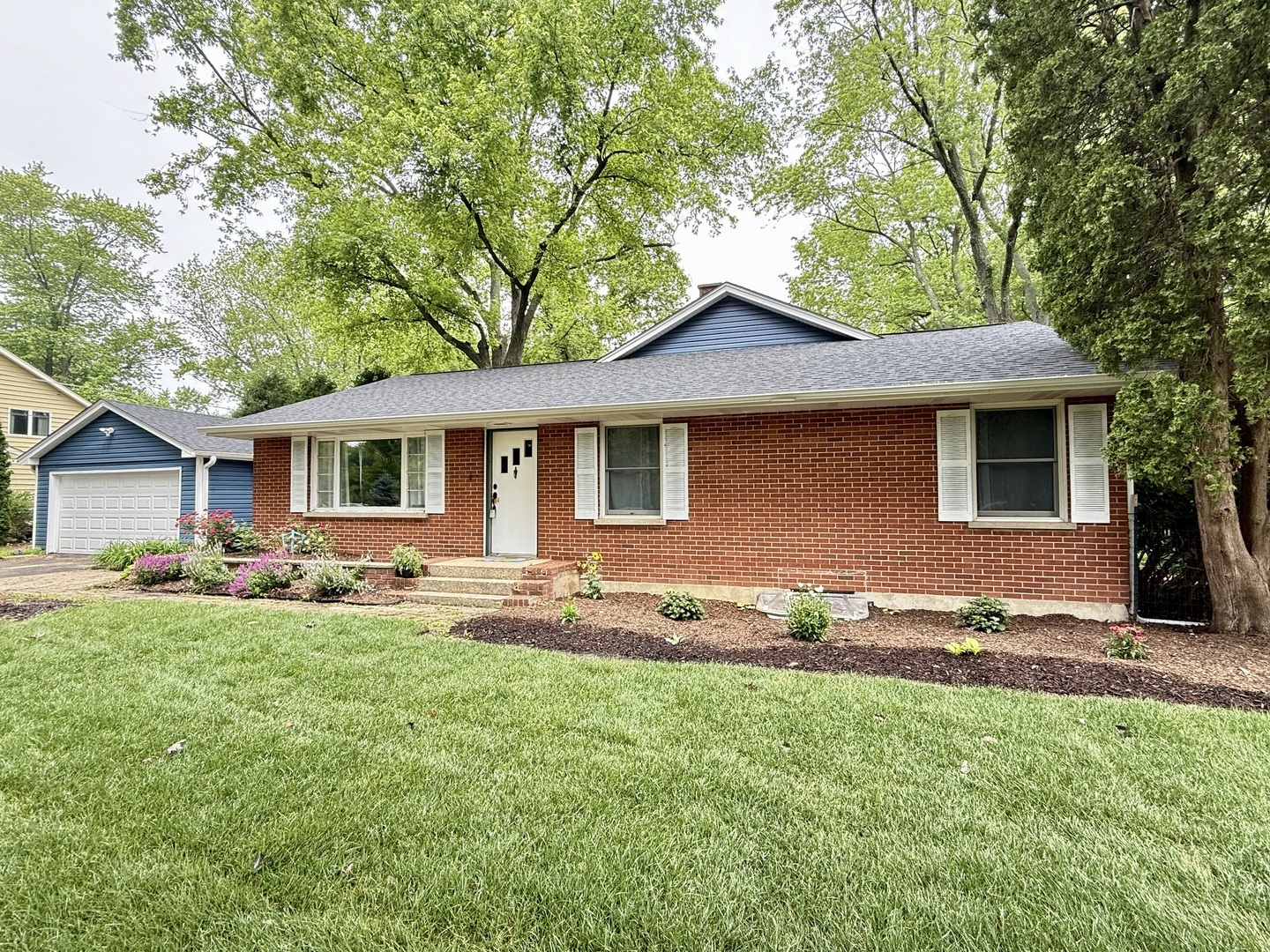 Property Photo: 1907 South Street IL 60134