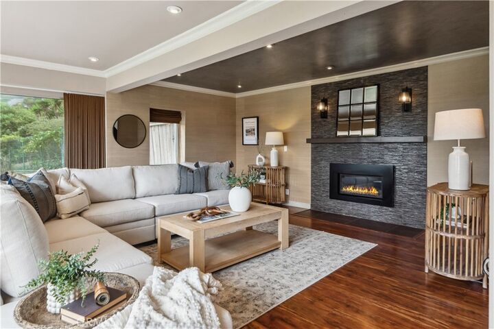 Property Photo: 1405 Chelsea Road CA 90274
