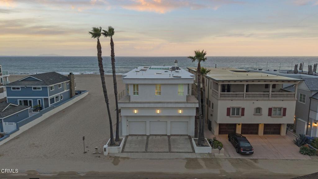 Property Photo:  1135 Capri Way  CA 93035 