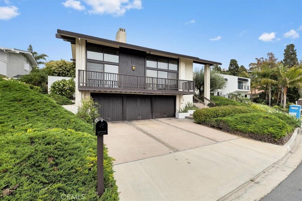Property Photo: 1816 Via Estudillo CA 90274