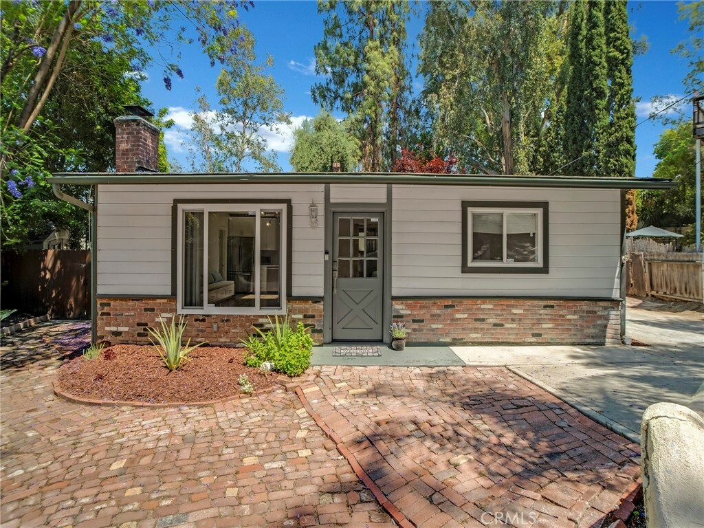 Property Photo:  5338 Campo Road  CA 91364 