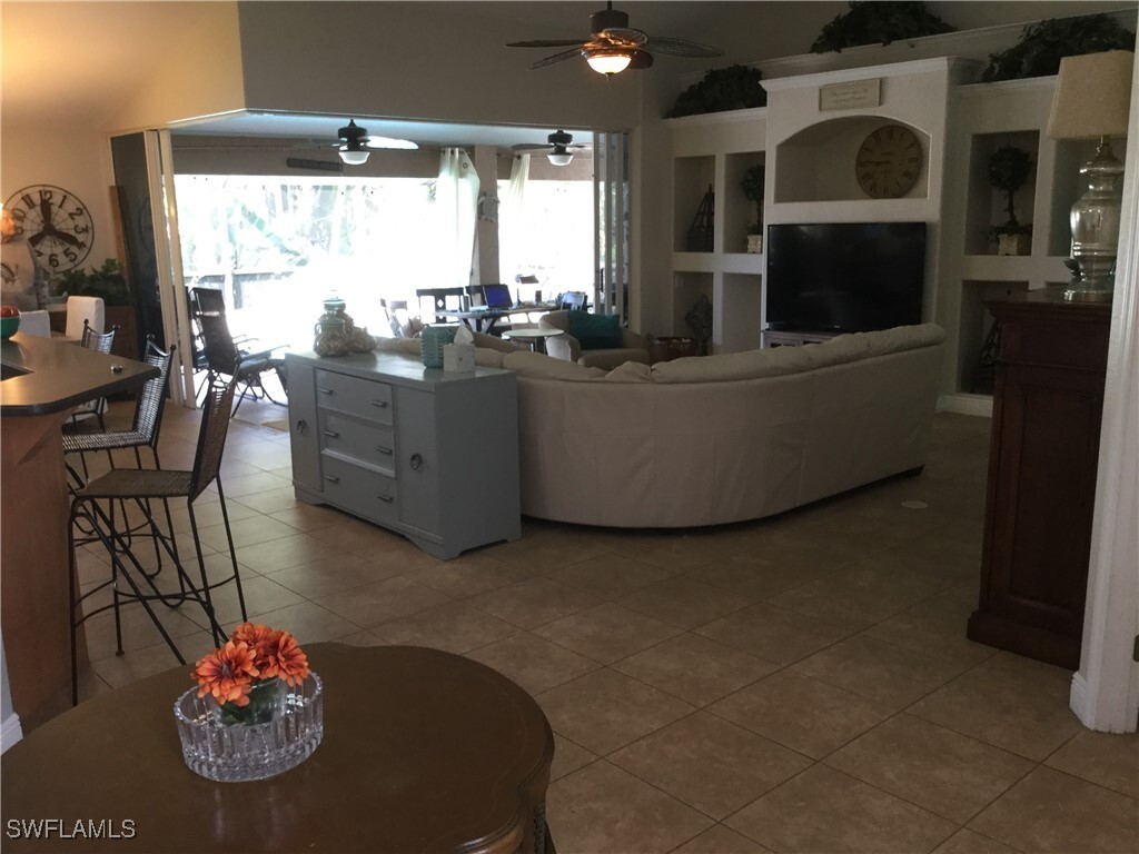 Property Photo: 4302 SW 19th Avenue FL 33914