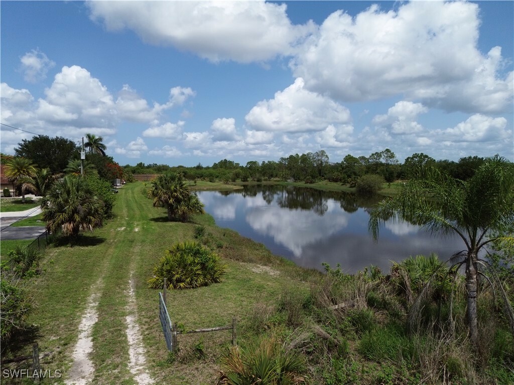 2305 Desoto Boulevard N  Naples FL 34120 photo