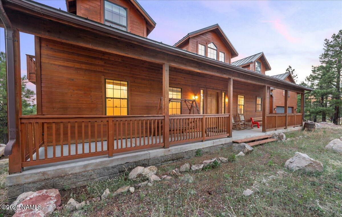Property Photo: 718 Kohners Ridge Drive AZ 86024