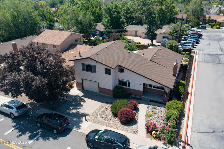 Property Photo: 1480 Grandview Avenue NV 89503