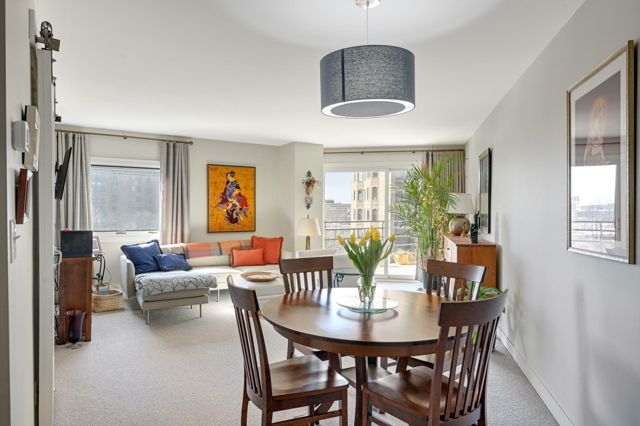 Property Photo: 1225 Lasalle Avenue 902 MN 55403