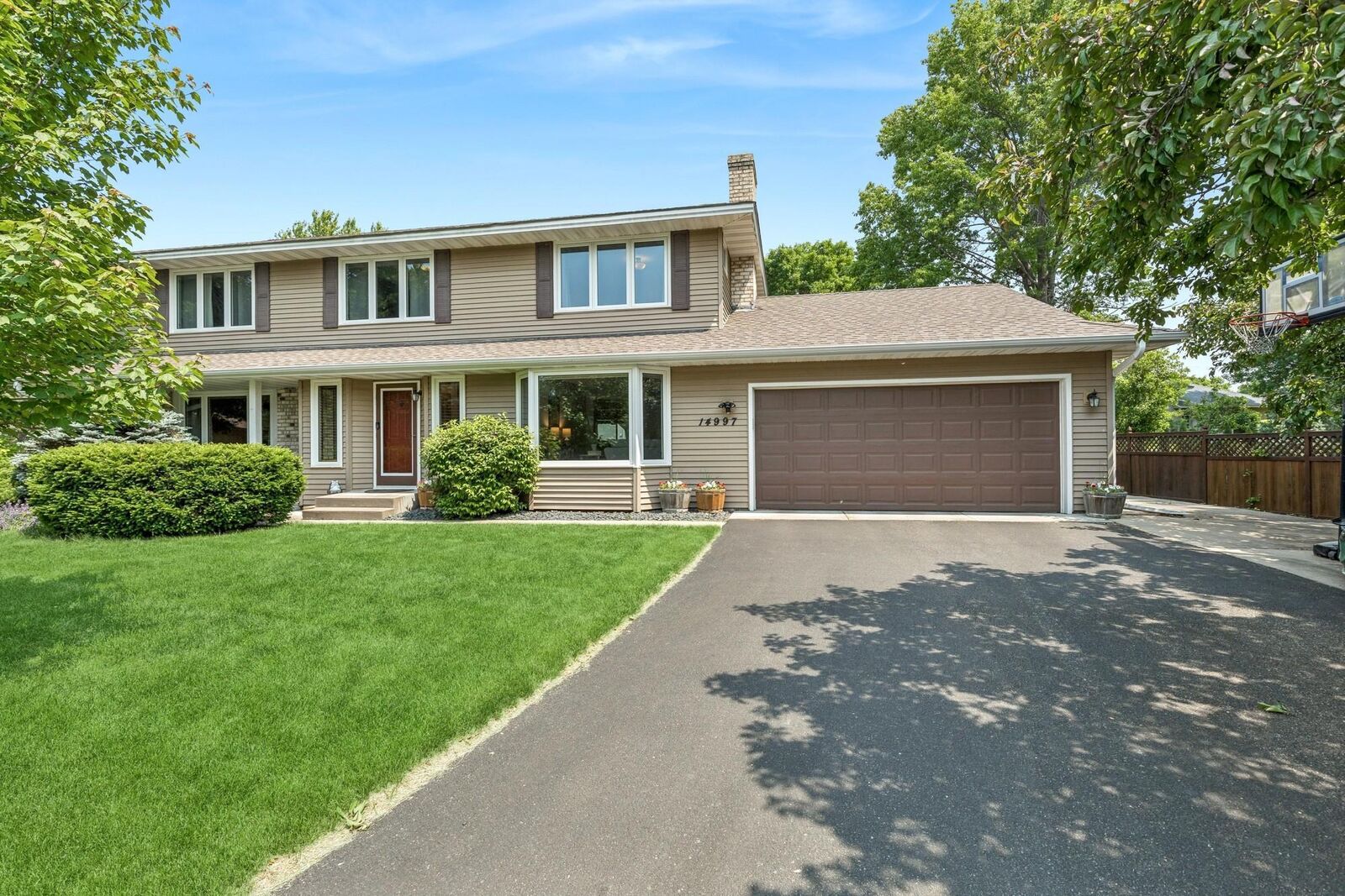 Property Photo: 14997 Williamsburg Court MN 55347