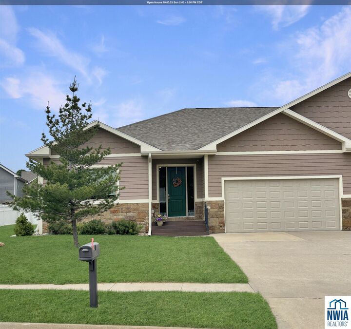 4619 S Lakeport St  Sioux City IA 51106 photo