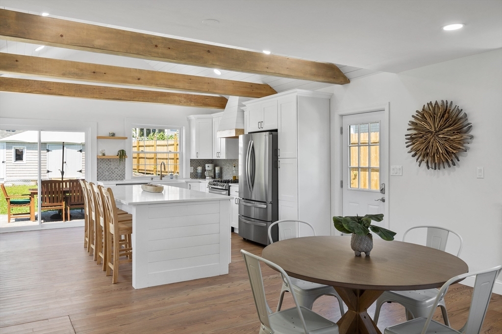 Property Photo: 6 Stenbeck Pl MA 02066
