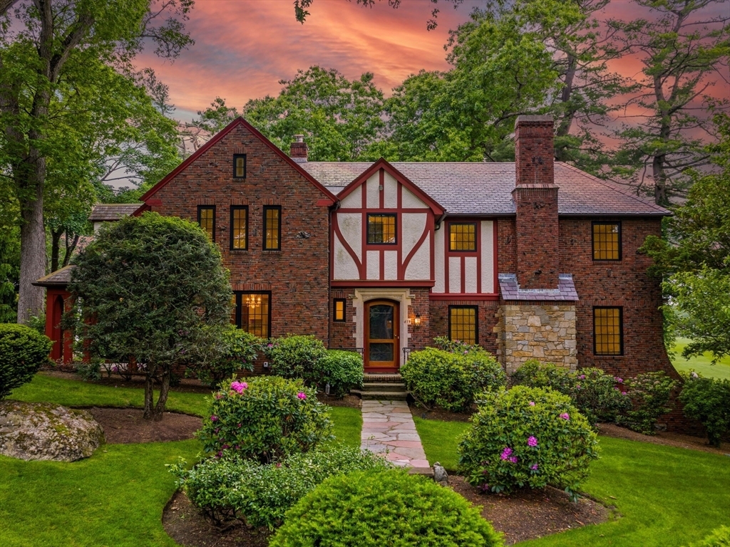 Property Photo:  479 Chestnut Street  MA 02468 