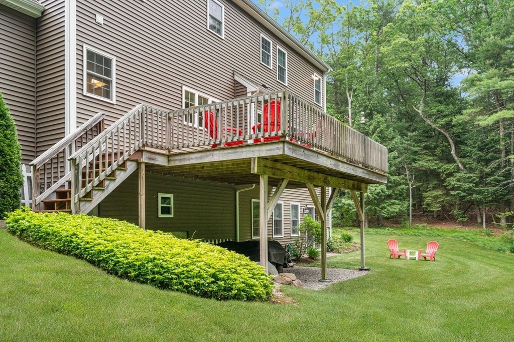 Property Photo: 12 Cranberry Ln MA 02093