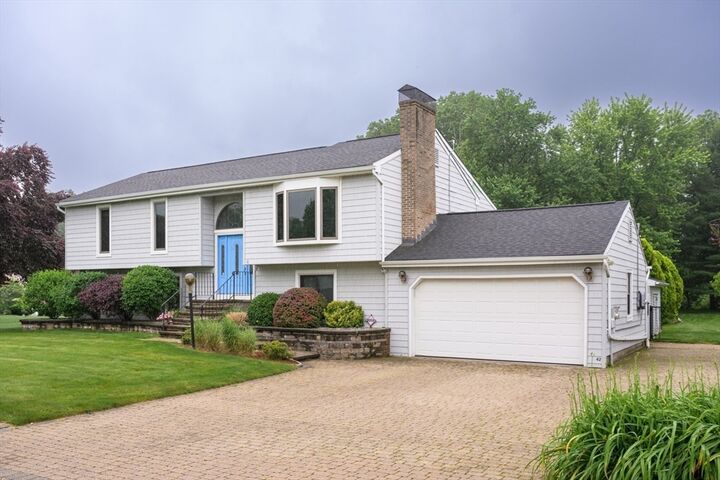 Property Photo: 42 Janelle Dr MA 01001