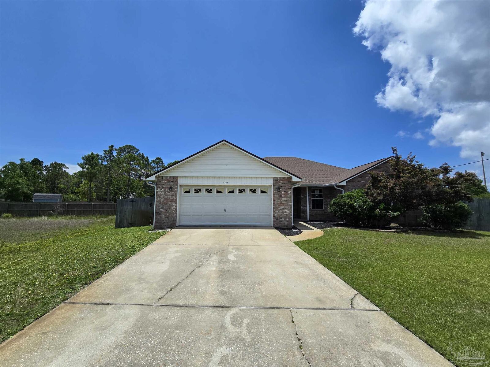 Property Photo: 8751 Cicilia Ct FL 32566