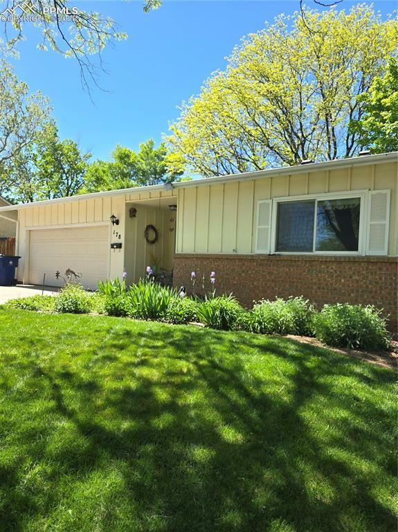 Property Photo:  178 Macneil Place  CO 81001 