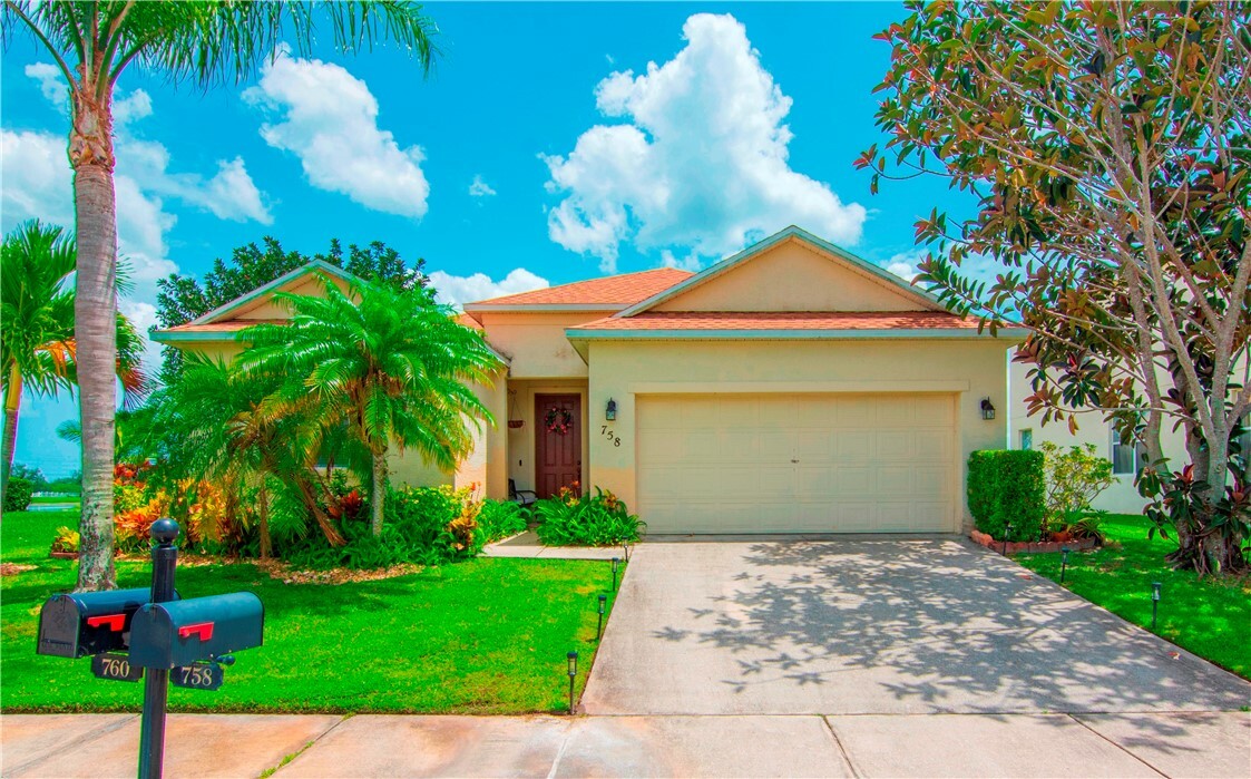 Property Photo: 758 Carriage Lake Way FL 32968
