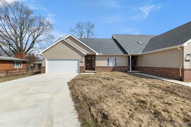 Property Photo:  24796 Ashley Ct  MI 48239 