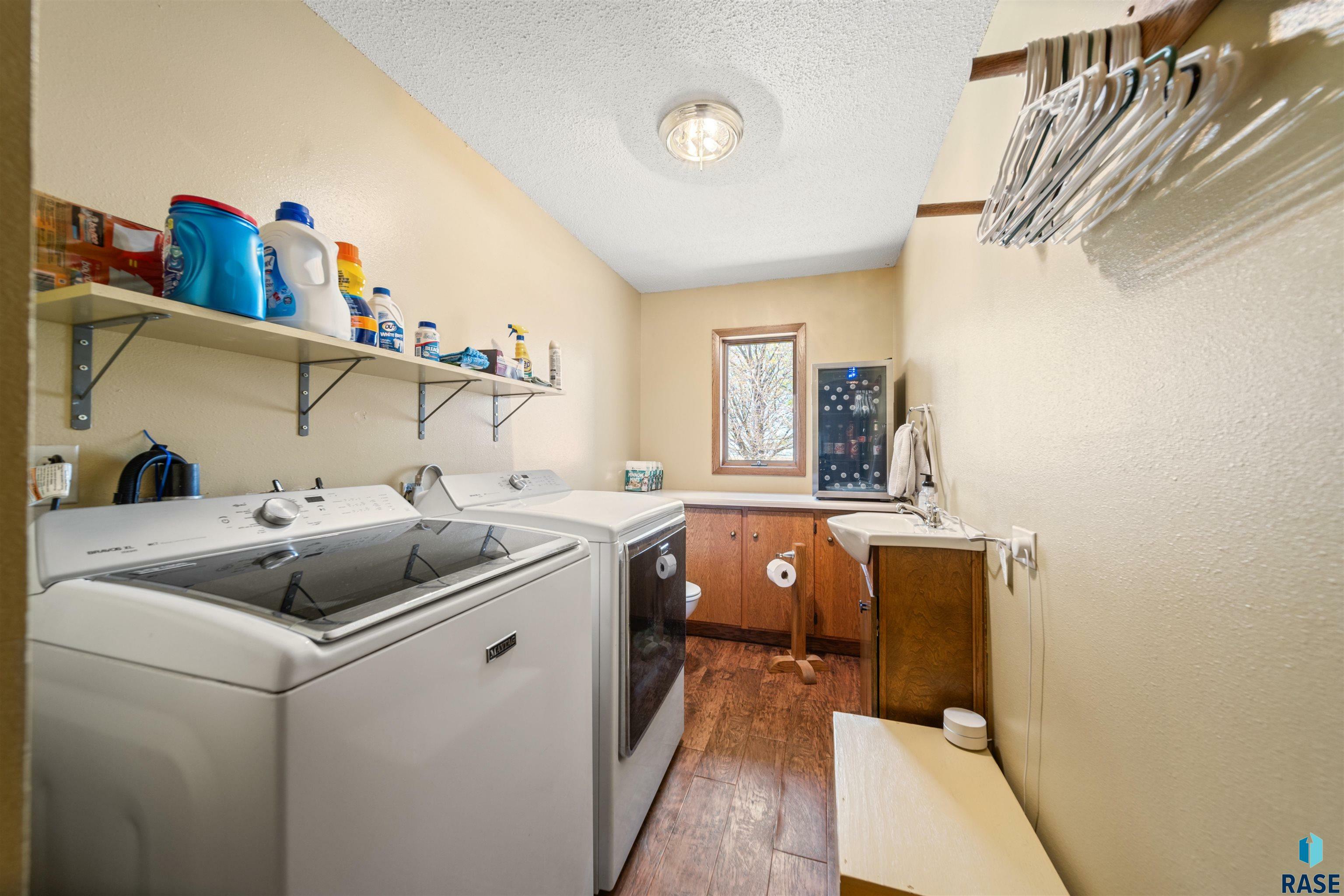 Property Photo: 27053 S Tallgrass Ave SD 57108-8110