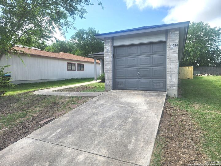 Property Photo:  10214 Redfish Cavern  TX 78245 