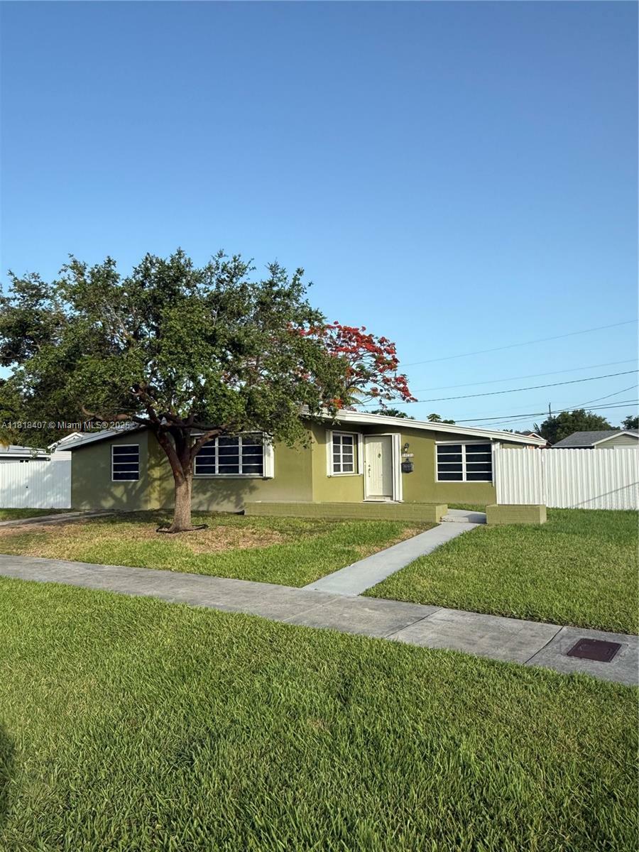 Property Photo: 19731 Belview Dr FL 33157