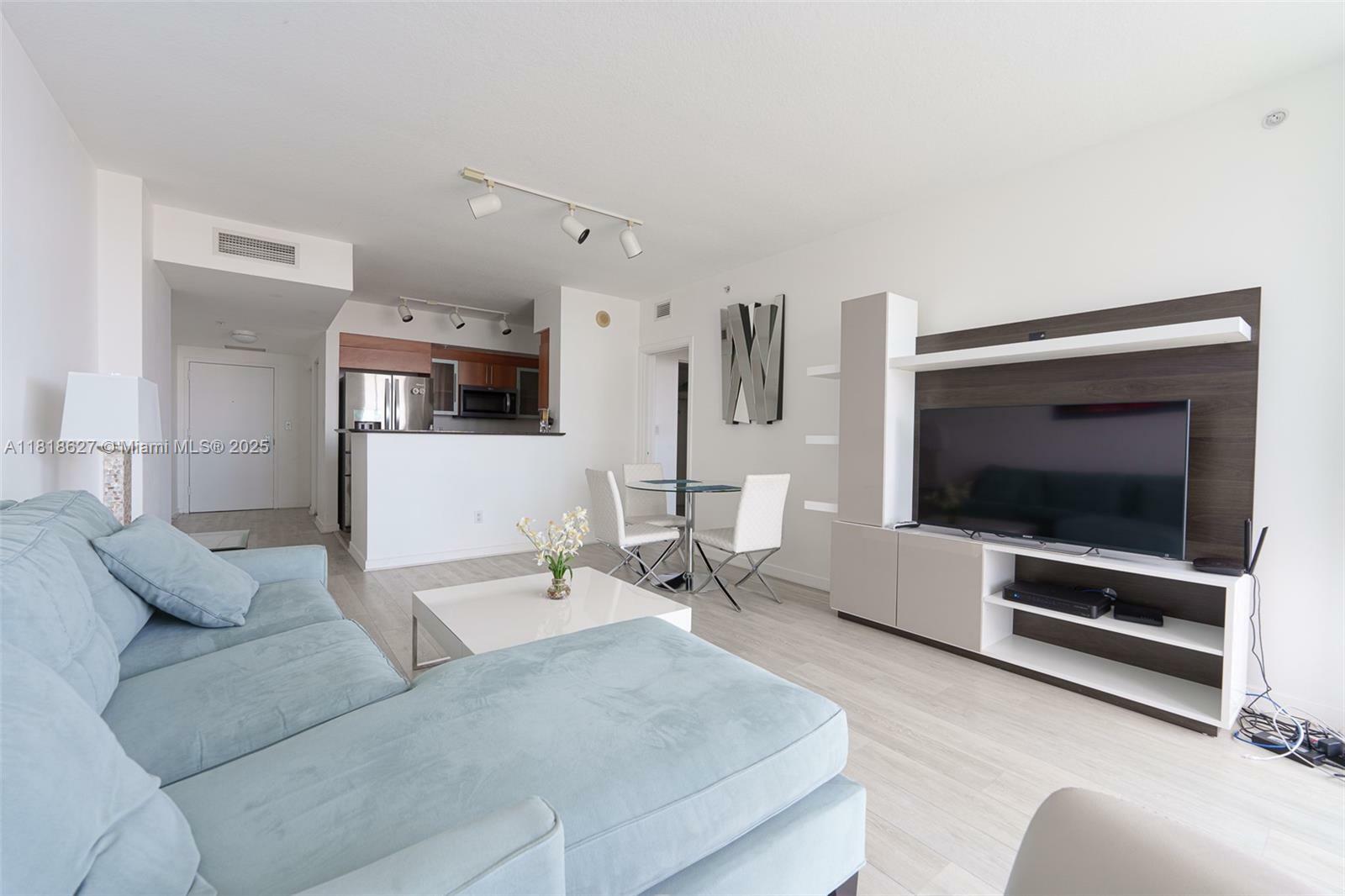 Property Photo: 335 S Biscayne Blvd 3303 FL 33131